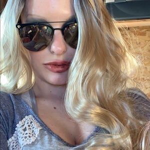 Meet your Posher, Joyce